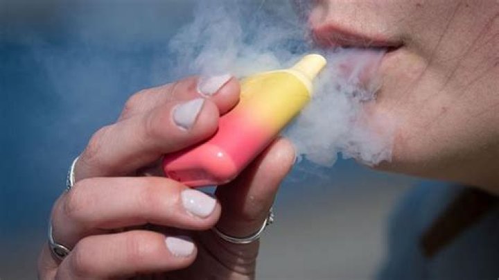 Is it okay to lay a vape on its side?