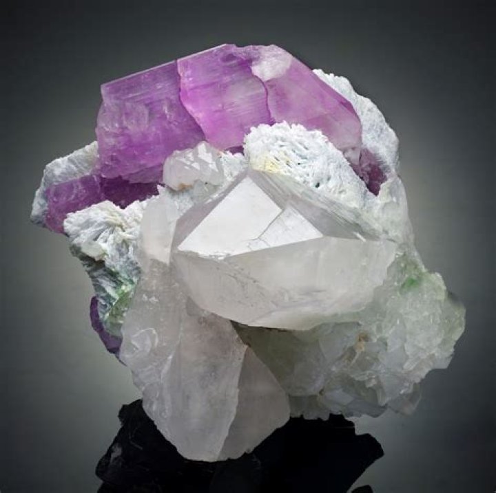 Is Simple Green OK on quartz?
