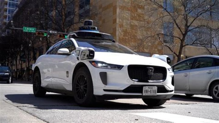 Who is leading the autonomous car race?