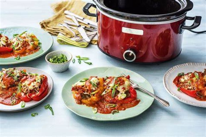 Why can't you reheat food in a slow cooker?